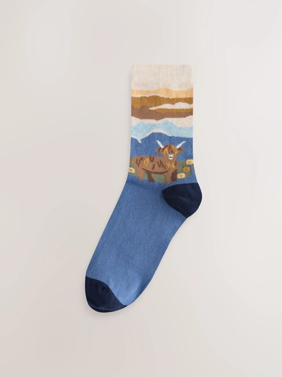 Hamish The Highland Cow Scene Warm Handle Cotton Ankle Socks 2 Pack