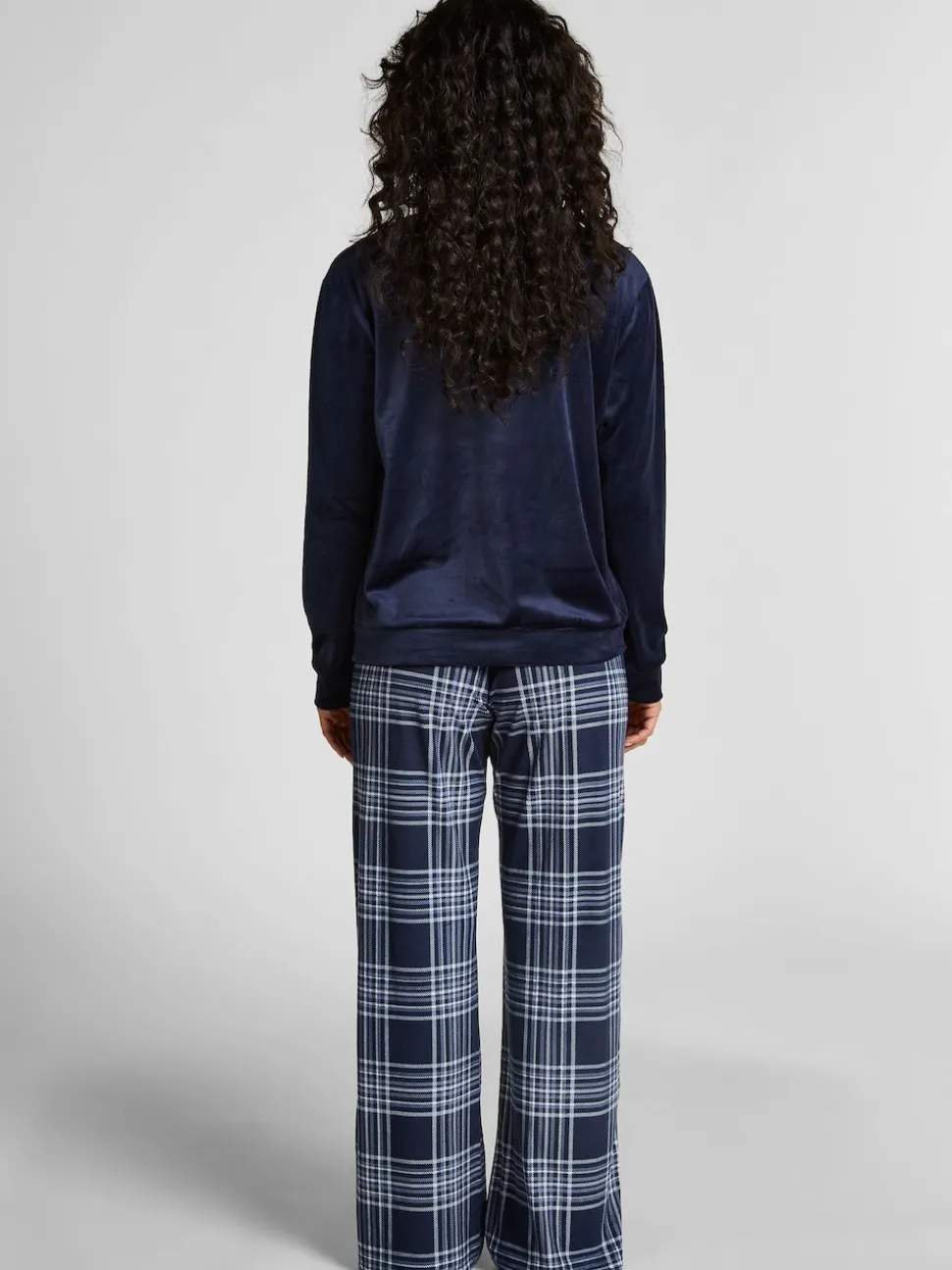 Hunkemoller Velvet Pyjamas Set