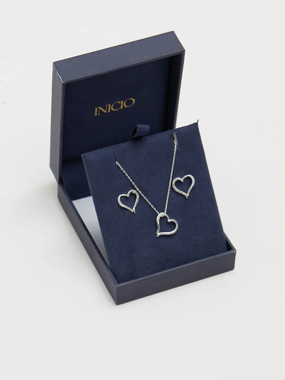 Inicio Silver Tone Heart Pendant Set