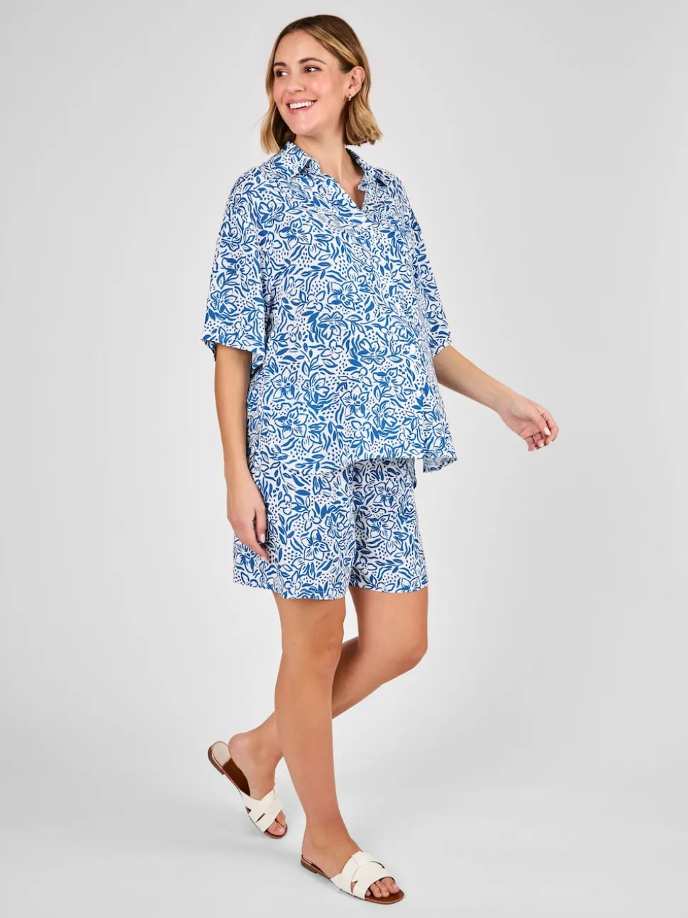 JoJo Maman Bébé Cream Floral Patterned Maternity Shorts