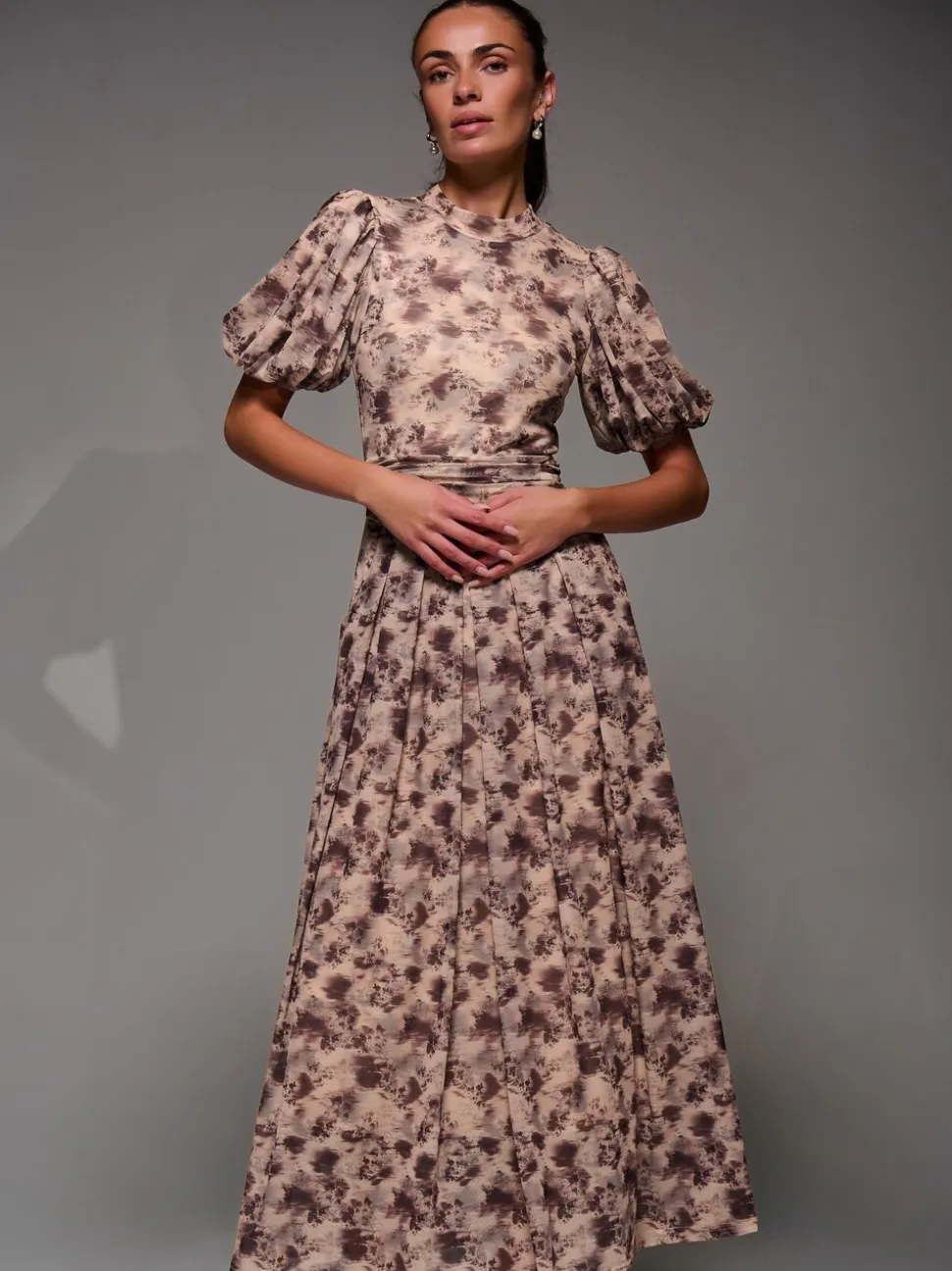 Jolie Moi Natural Puffy Sleeve Printed Mesh Maxi Dress