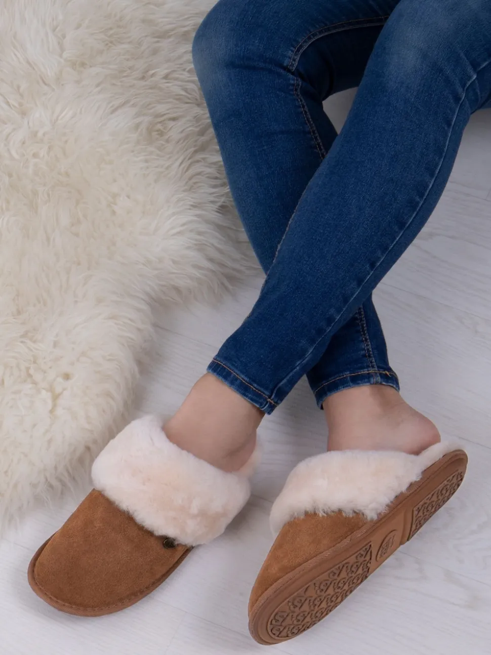 Just Sheepskin Ladies Duchess Sheepskin Slipper