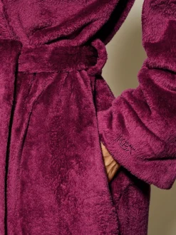 KBX Red Rosa Fluffy Robe
