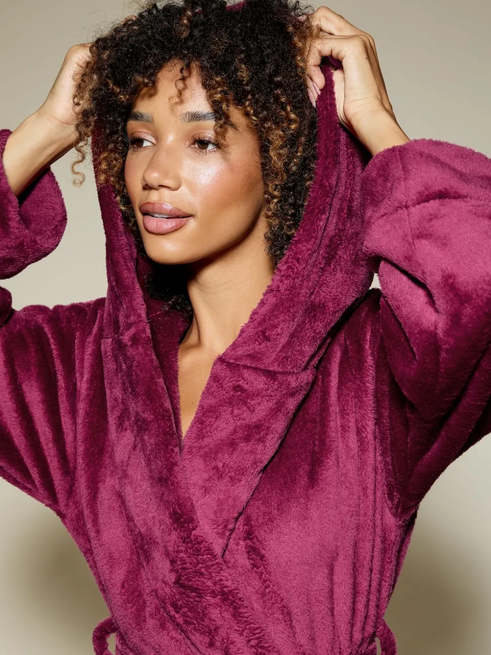 KBX Red Rosa Fluffy Robe