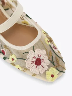 KG Kurt Geiger Cream Nina Mesh Pumps