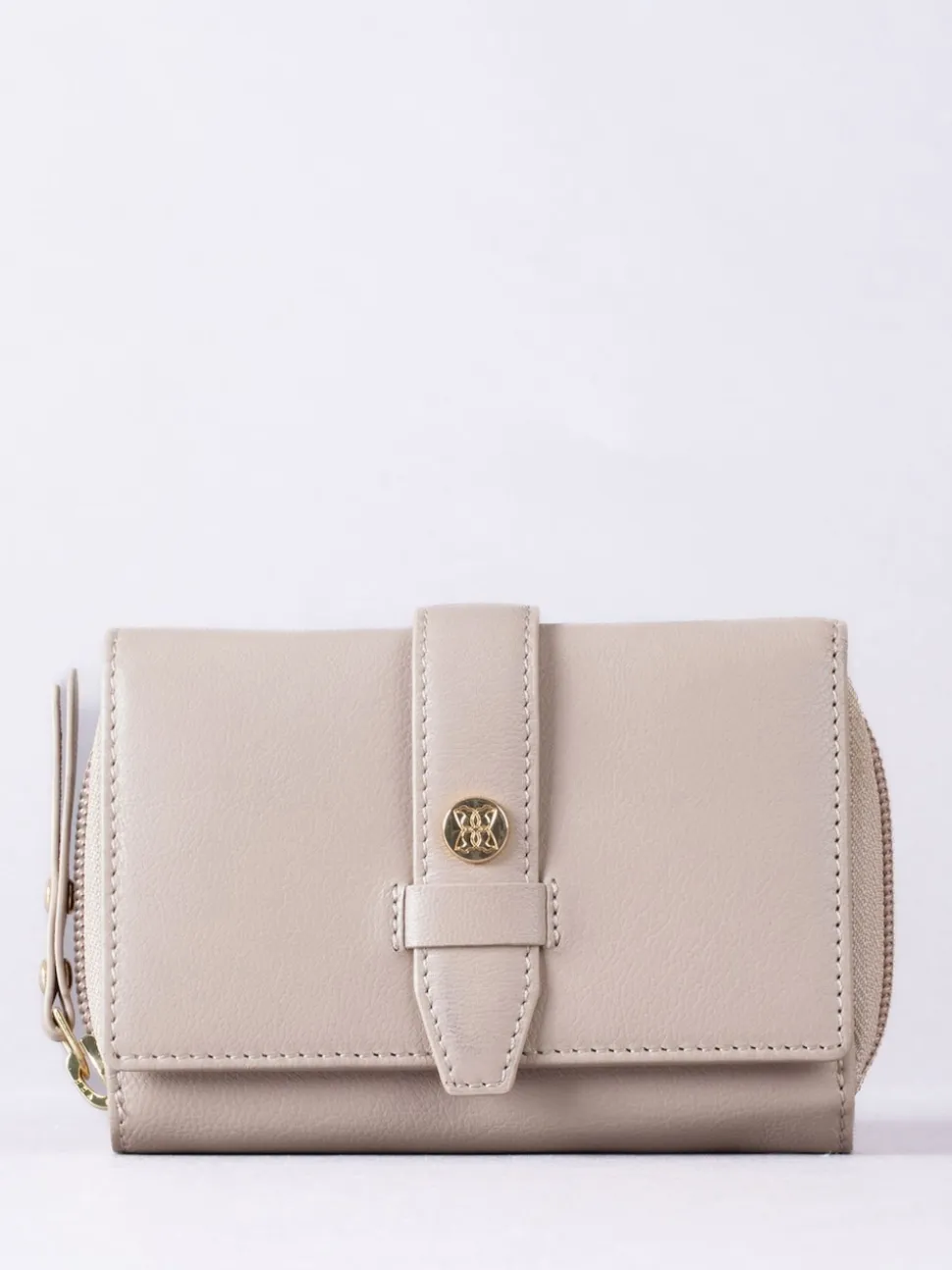 Lakeland Leather Natural Medium Icon Stud Tab Purse