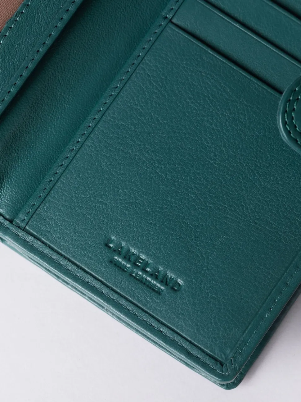 Lakeland Leather Teal Green Medium Tab Purse