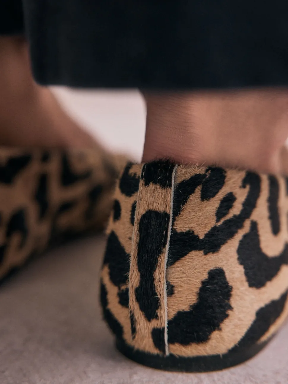 Leopard Extra Wide Fit Leather Round Toe Ballerinas