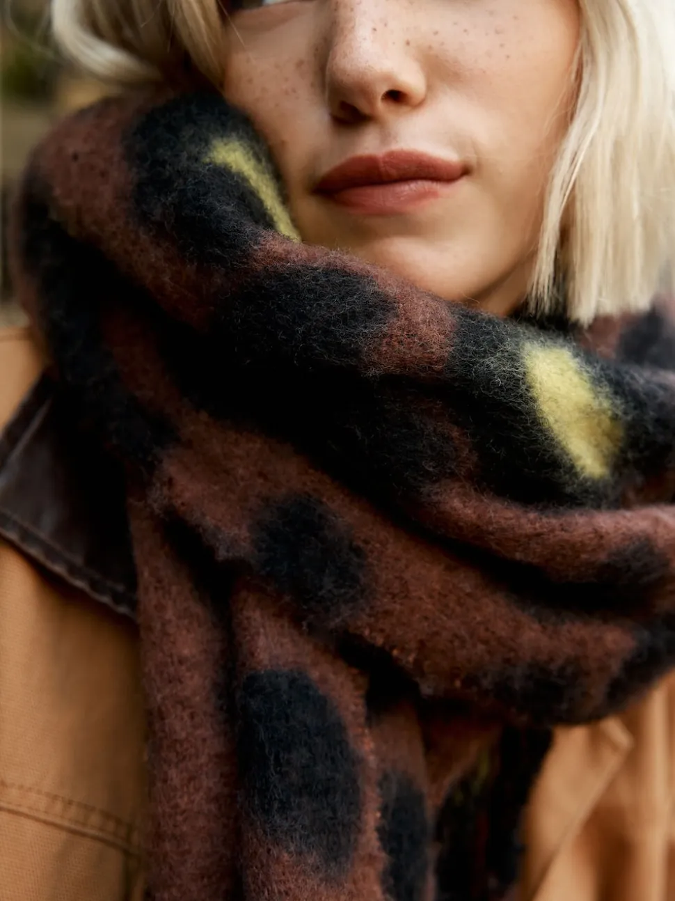 Leopard Print Heavyweight Blanket Scarf