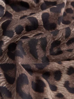 Leopard Print Relaxed Boxy Elbow Length Crew Neck T-Shirt