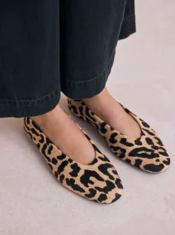 Leopard Print Standard/Wide Fit Leather Round Toe Ballerinas