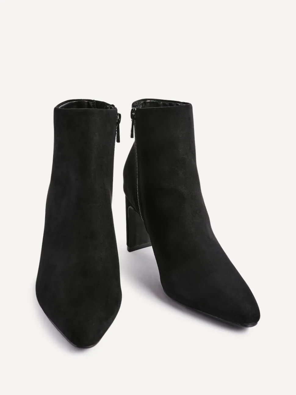 Linzi Black Alisha Point Toe Block Heeled Ankle Boots