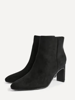 Linzi Black Alisha Point Toe Block Heeled Ankle Boots