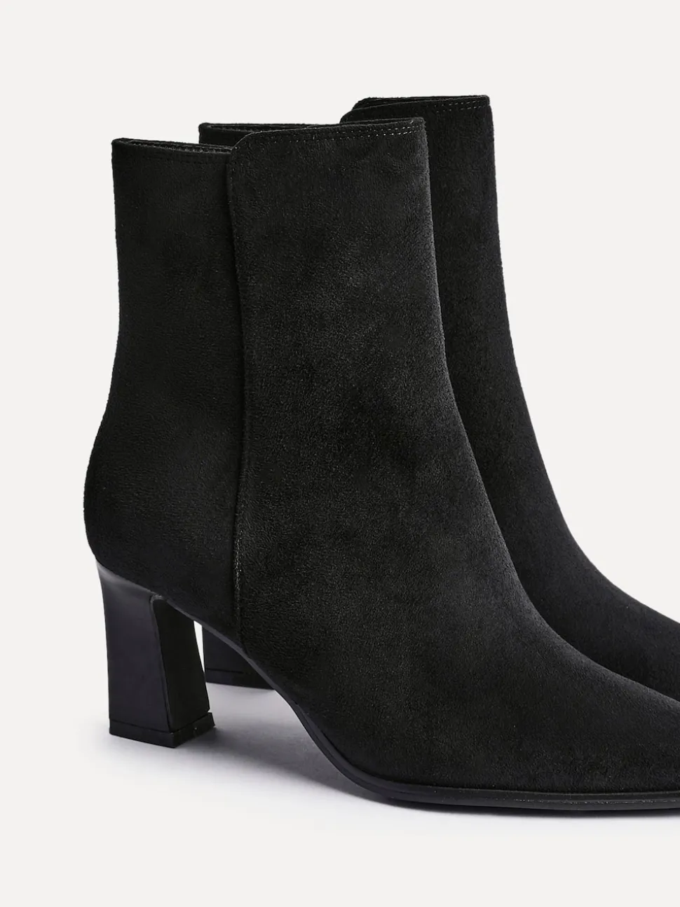 Linzi Black Thorn Stacked Block Heel Ankle Boots