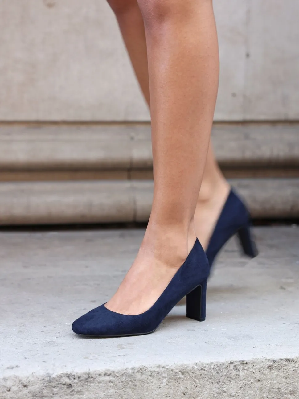 Linzi Blue Agenda Block Heel Courts