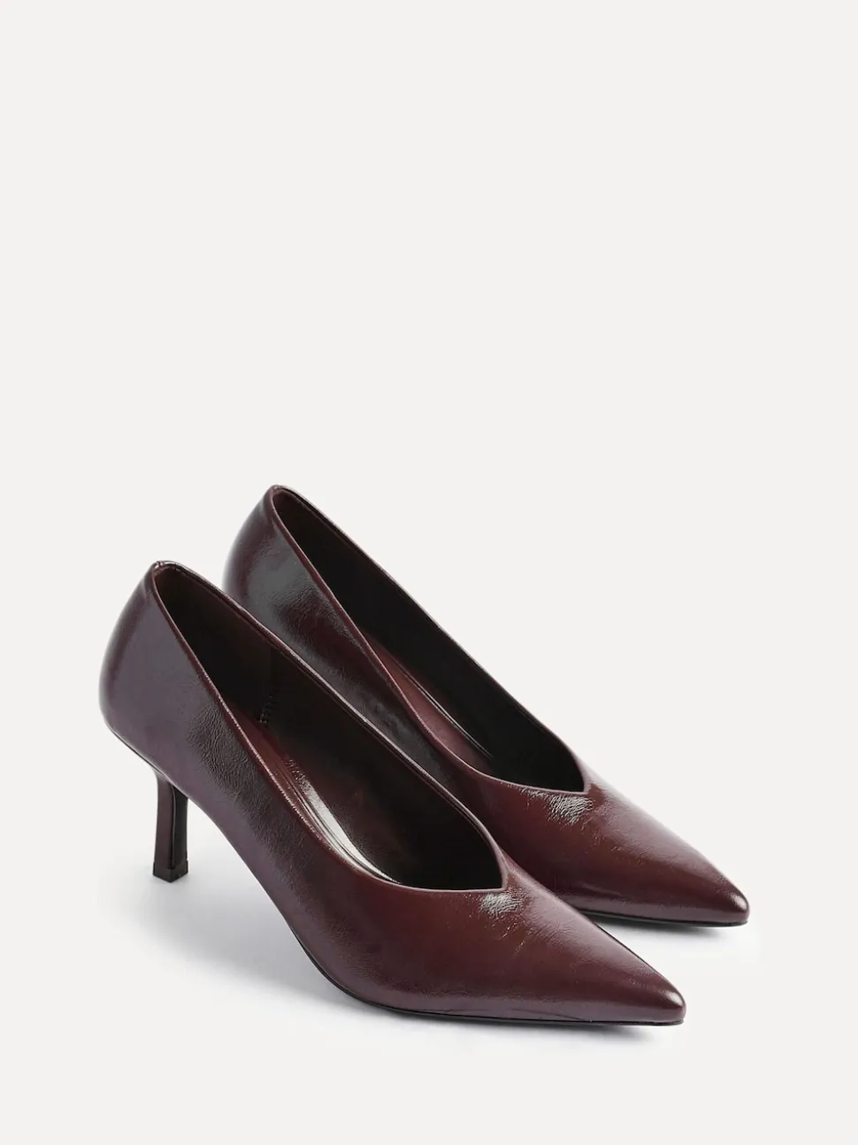 Linzi Brown Bellamy V-Shaped Closed Toe Court Heels