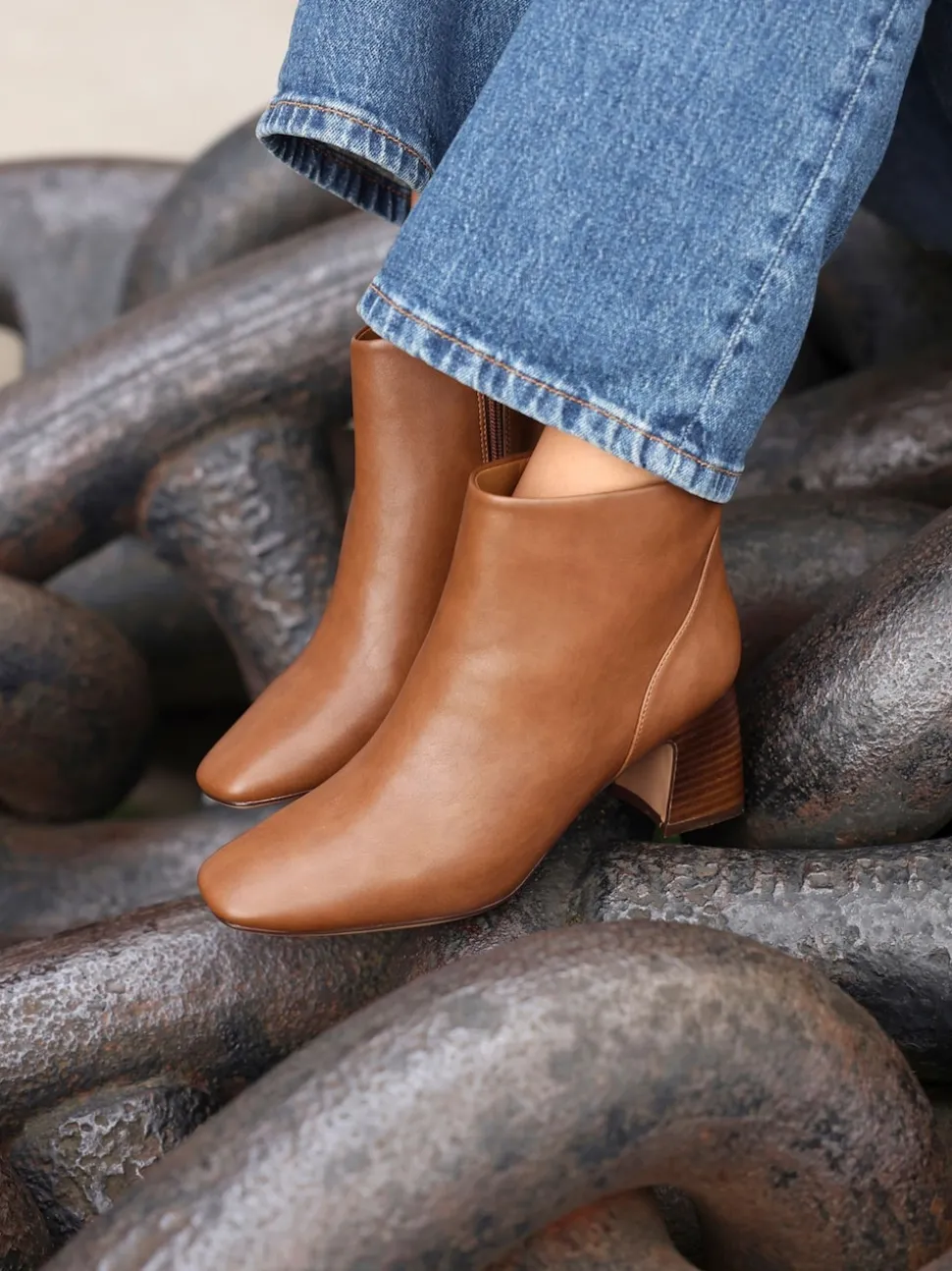 Linzi Brown Cove Comfort Block Heeled Ankle Boot