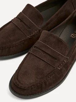 Linzi Brown Precise Classic Loafers With Front Tab