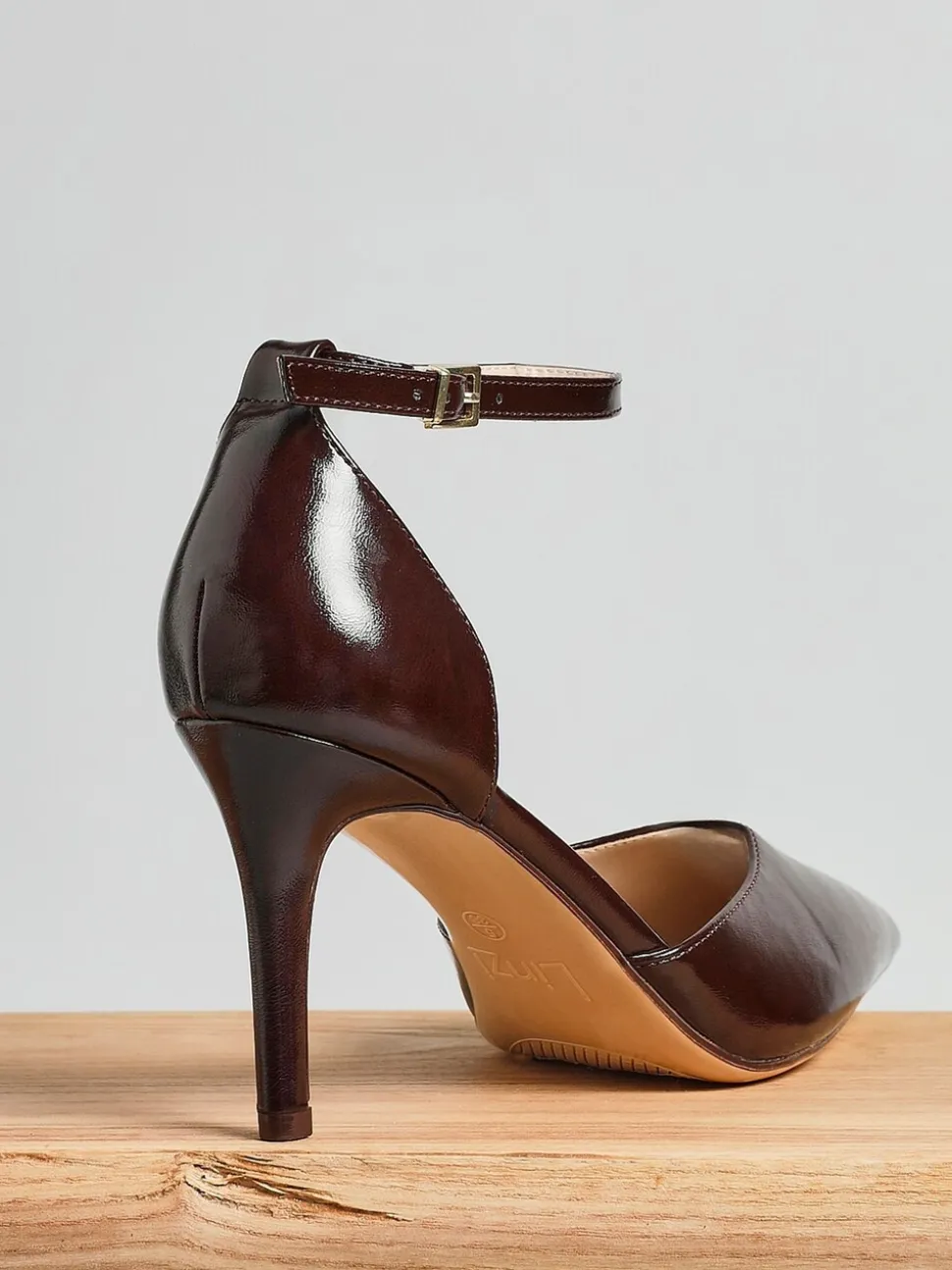 Linzi Brown Thea Classic Stiletto Court Heels