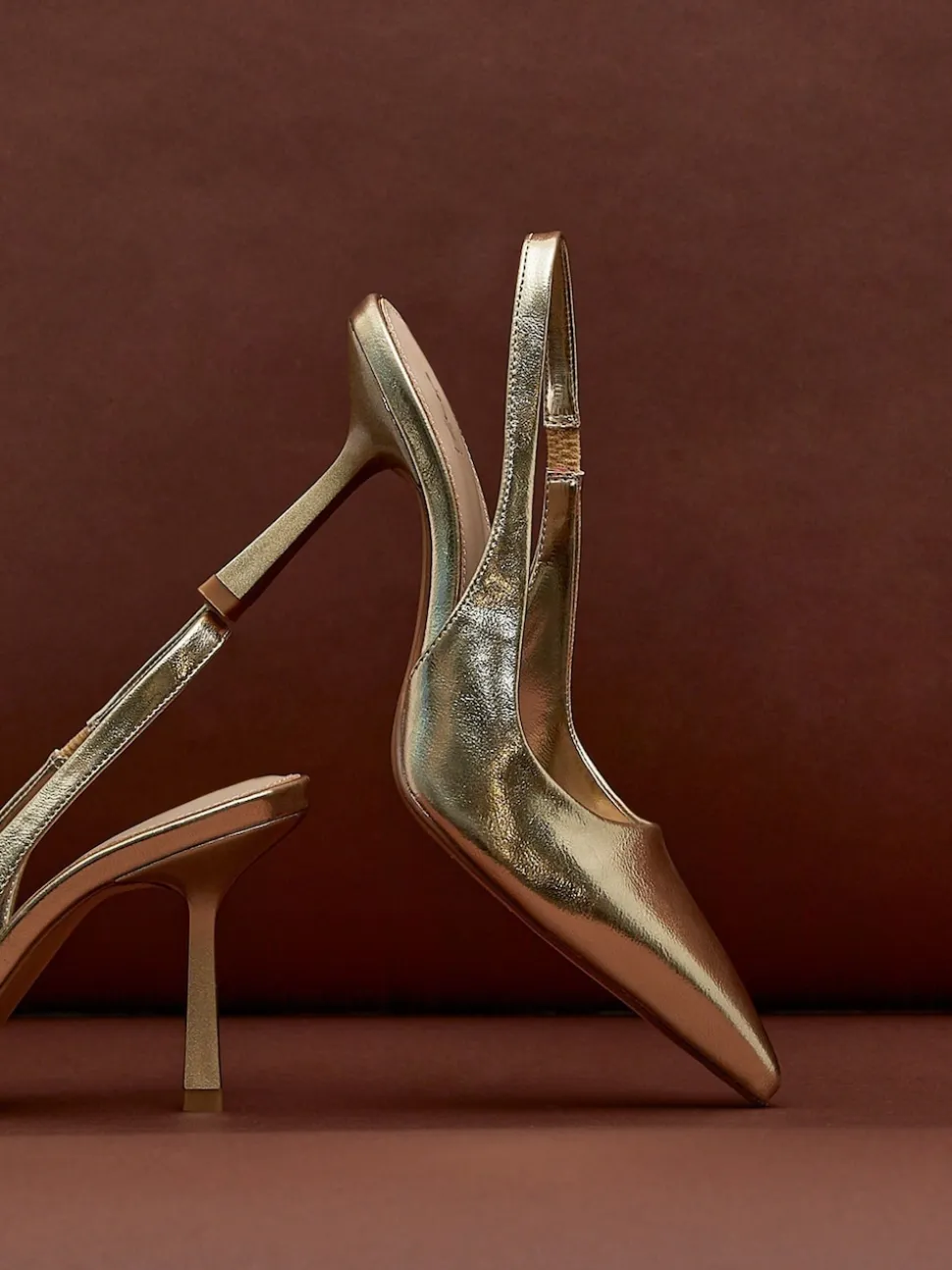 Linzi Gold Dash Slingback Court Heels