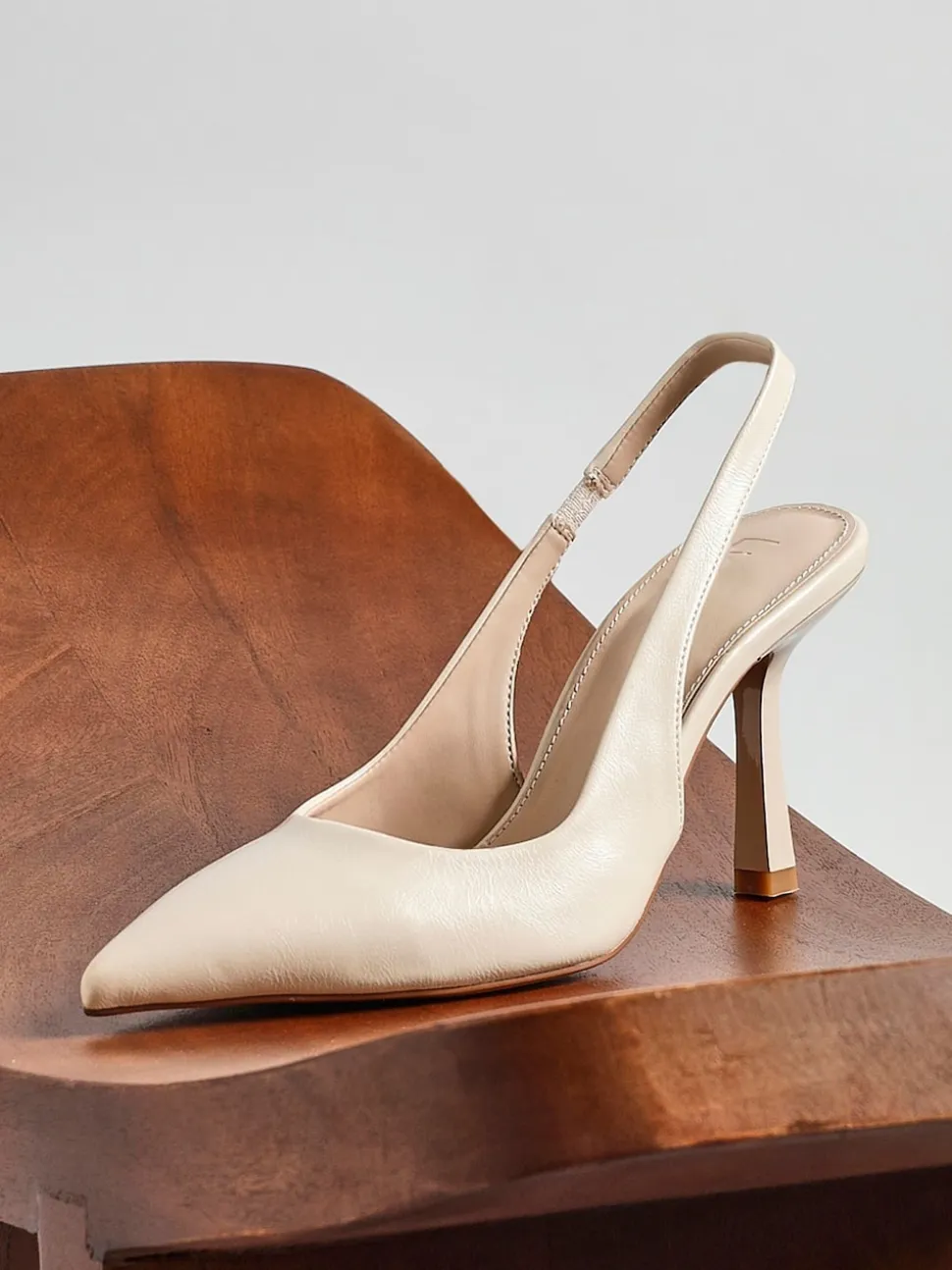 Linzi Nude Dash Slingback Court Heels