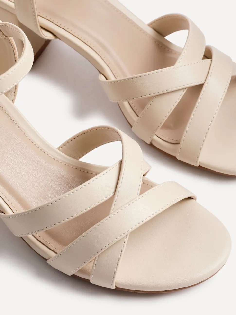 Linzi Nude Flair Heeled With Cross Front Straps Sandals
