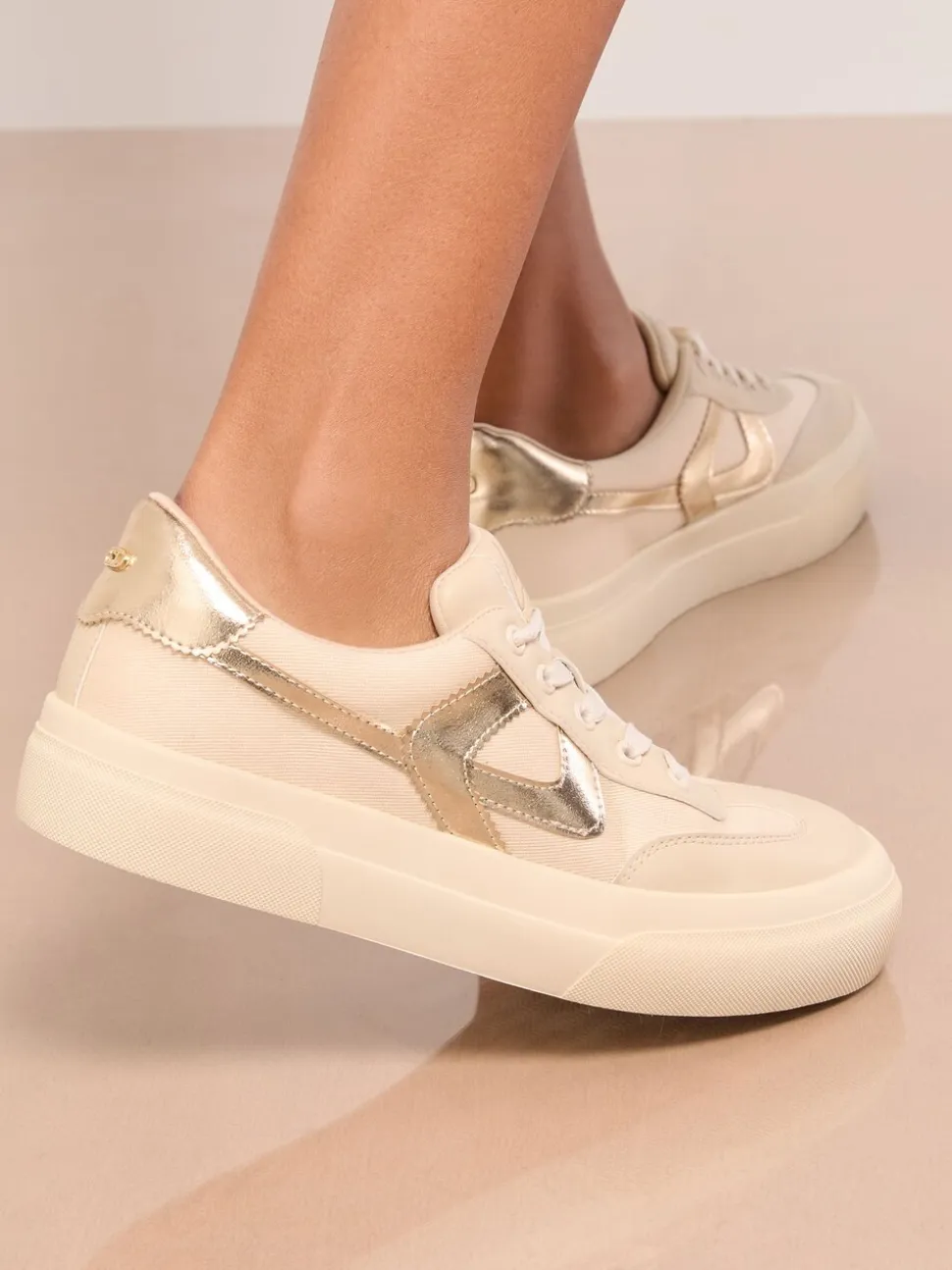 Lipsy Cream Standard Fit Chunky Canvas Lace Up Sports Trainers