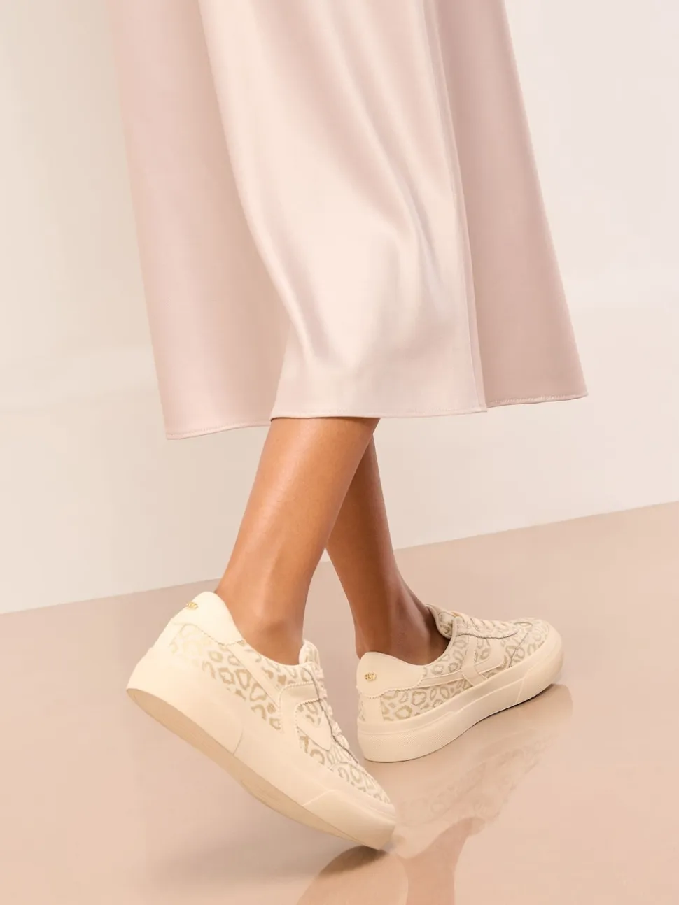 Lipsy Neutral Standard Fit Chunky Canvas Lace Up Sports Trainers