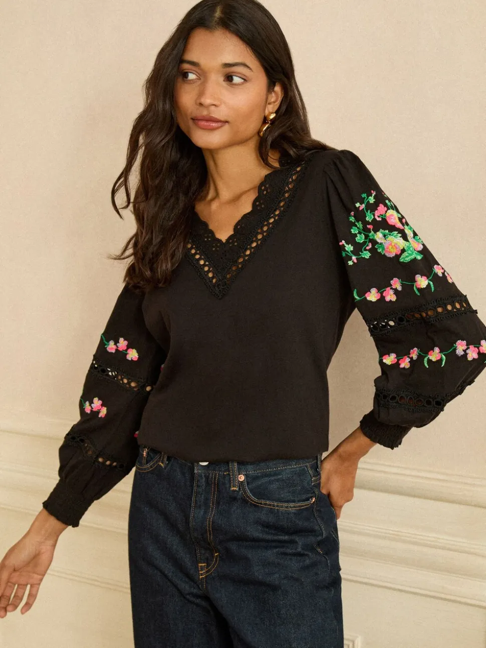 Love & Roses Black Floral Embrodiery Lace Insert Petite V-Neck Long Sleeve Top