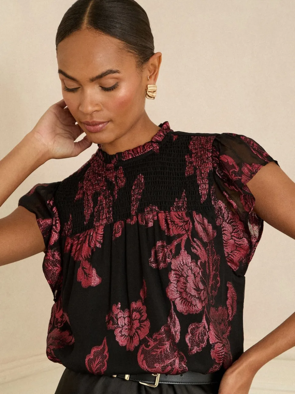Love & Roses Black Floral Metallic Crew Neck Shell Top