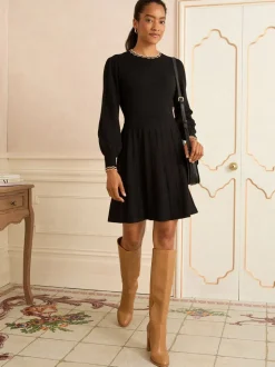 Love & Roses Black Scallop Neck Knitted Dress