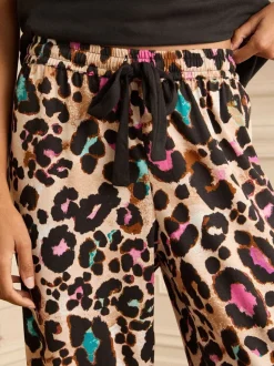 Love & Roses Brown Leopard Print Short Sleeve Printed Bottom Jersey Pyjamas Set