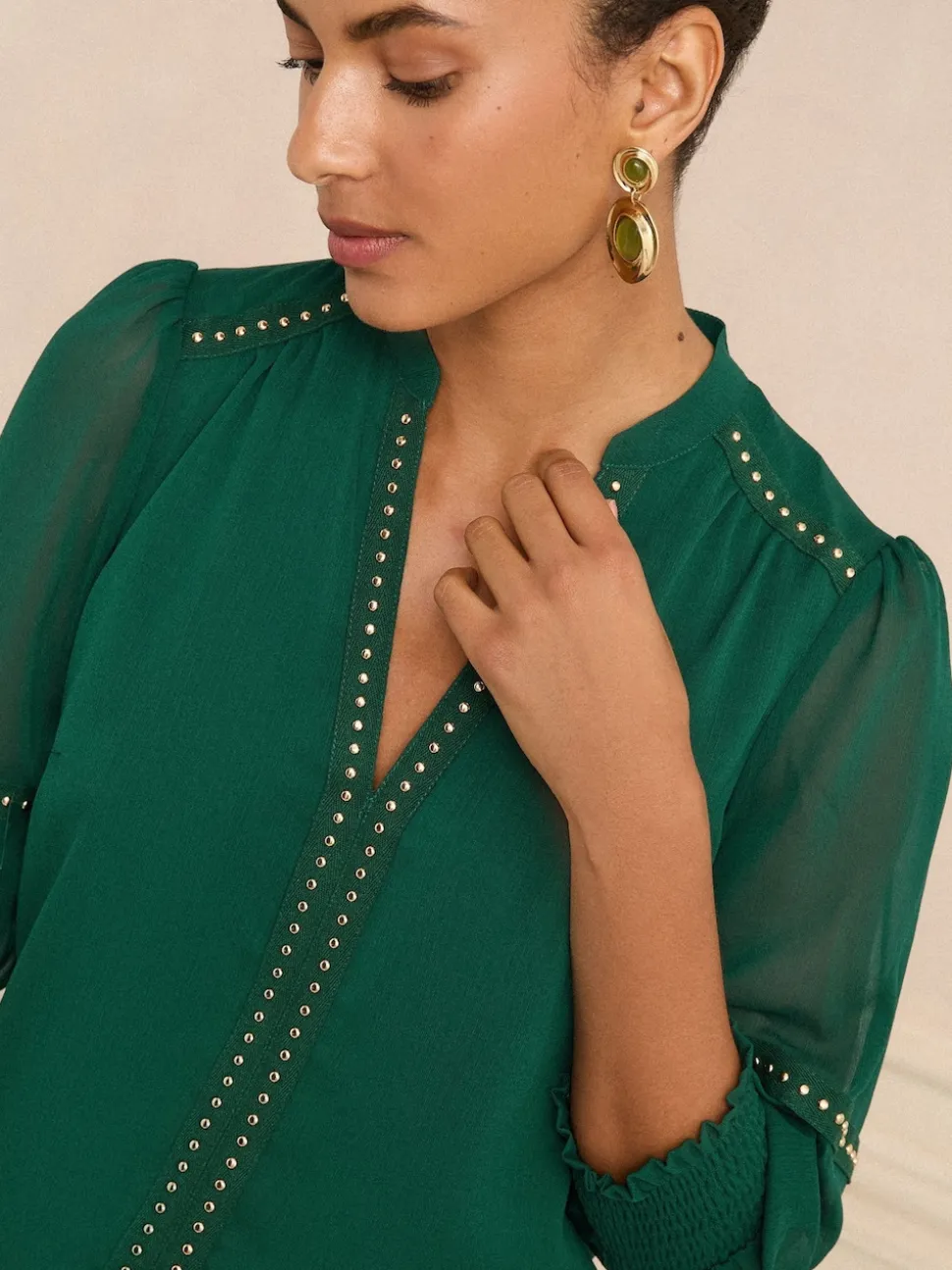 Love & Roses Forest Green V-Neck Hardware 3/4 Sleeve Blouse