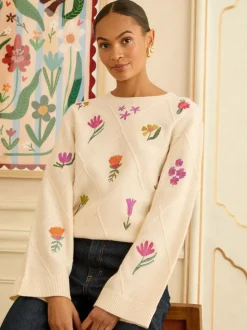 Love & Roses Ivory Embroidered Detail Knitted Jumper