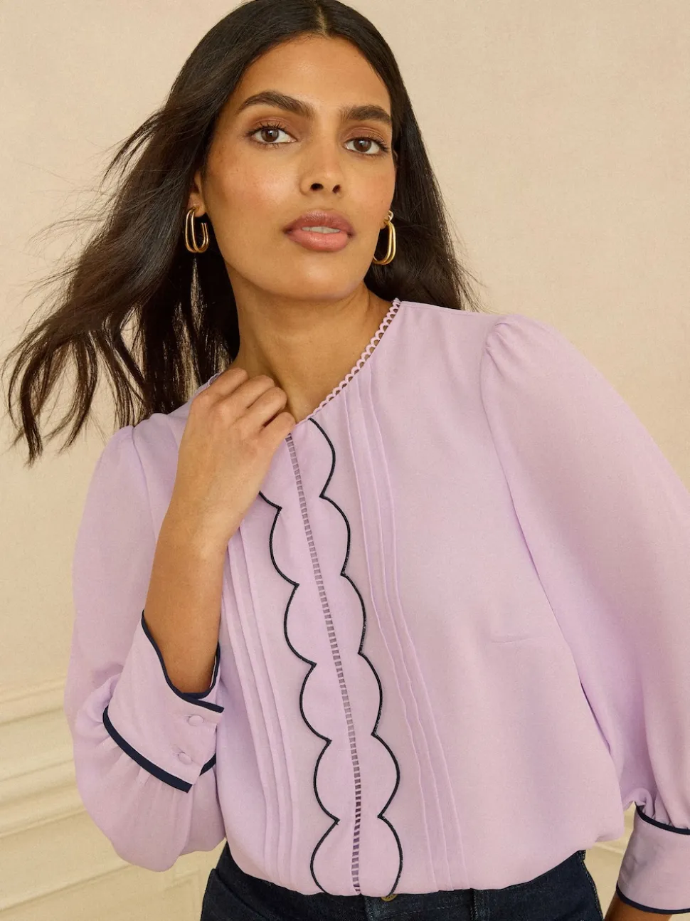 Love & Roses Lilac 3/4 Sleeve Scallop Detail Blouse