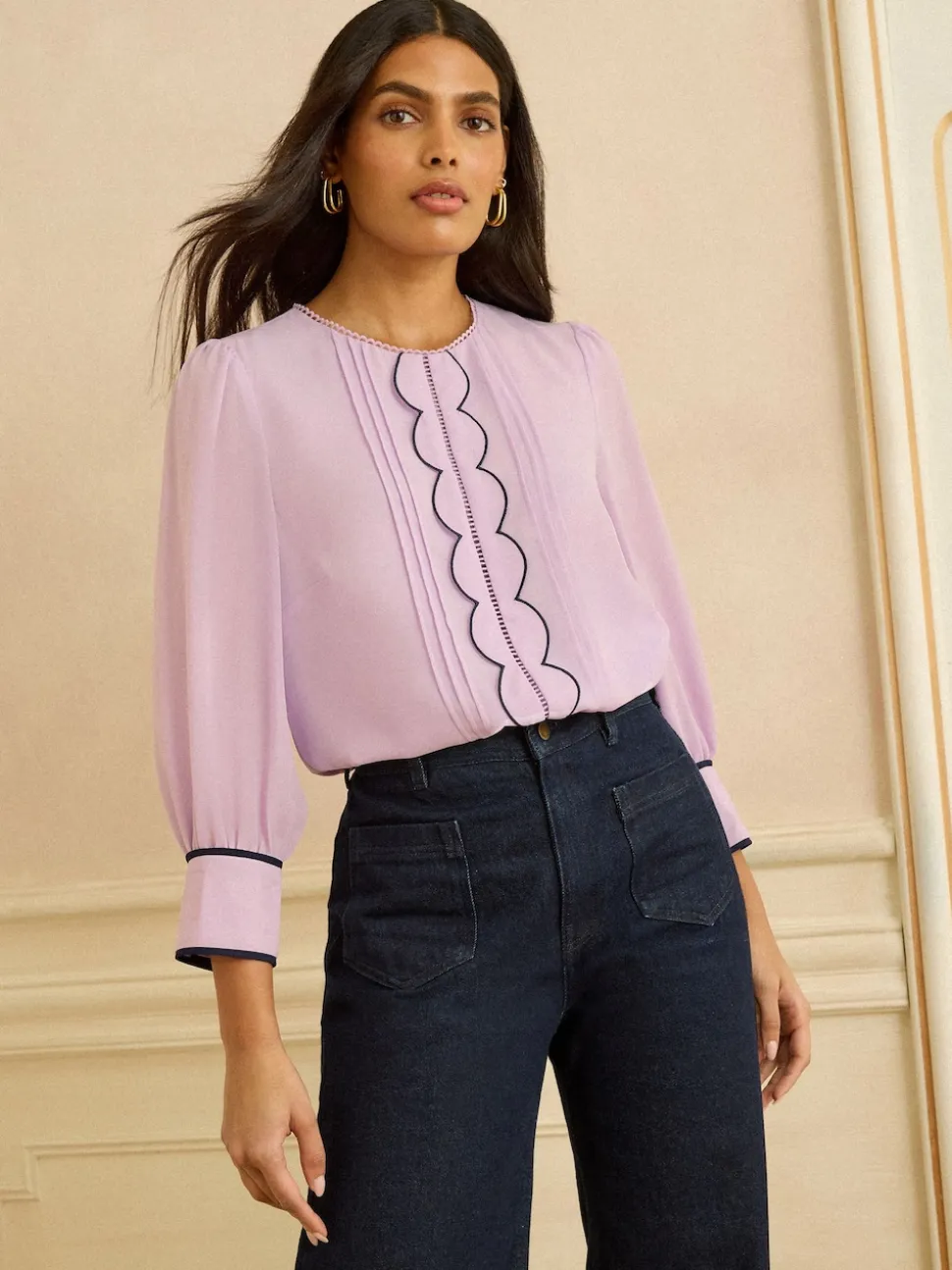Love & Roses Lilac 3/4 Sleeve Scallop Detail Blouse