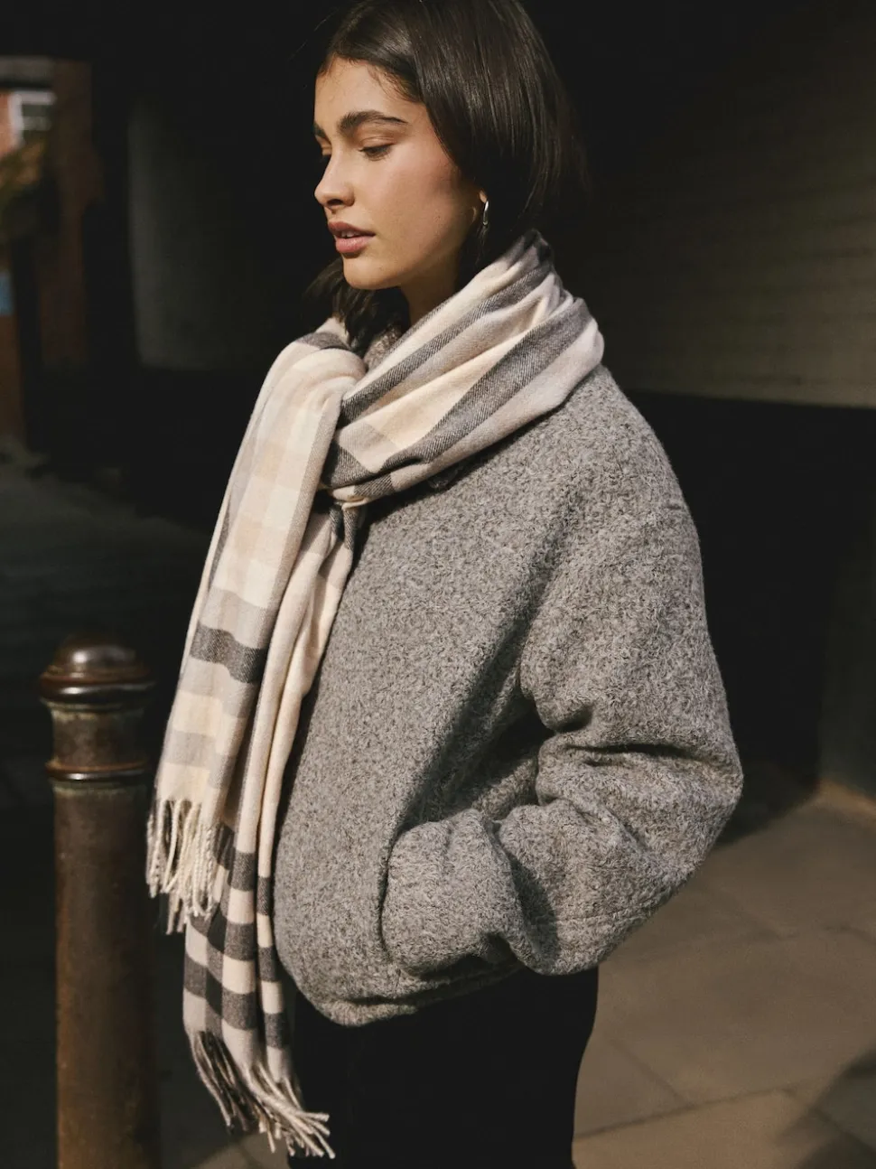 Monochrome Check Midweight Scarf