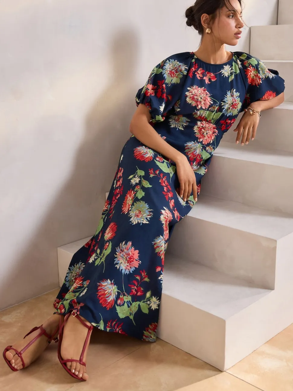 Navy Blue Floral Print Puff Sleeve Midi Dress