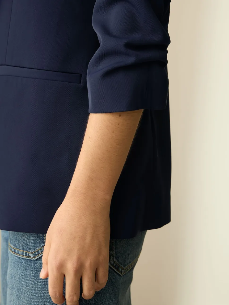 Navy Blue Relaxed Ruched Sleeve Blazer