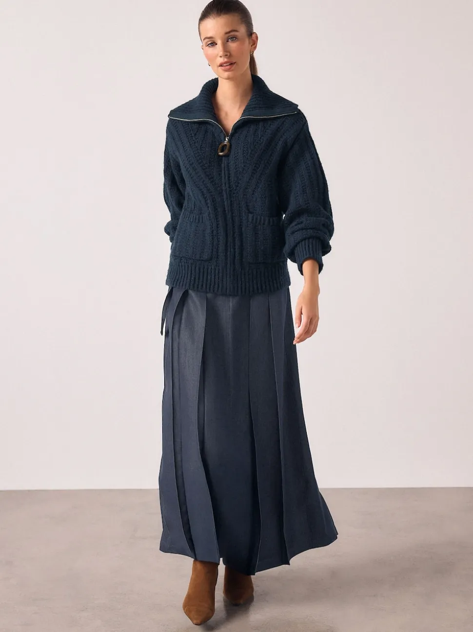 Navy Blue Stitchy Knitted Zip Up Collar Cardigan