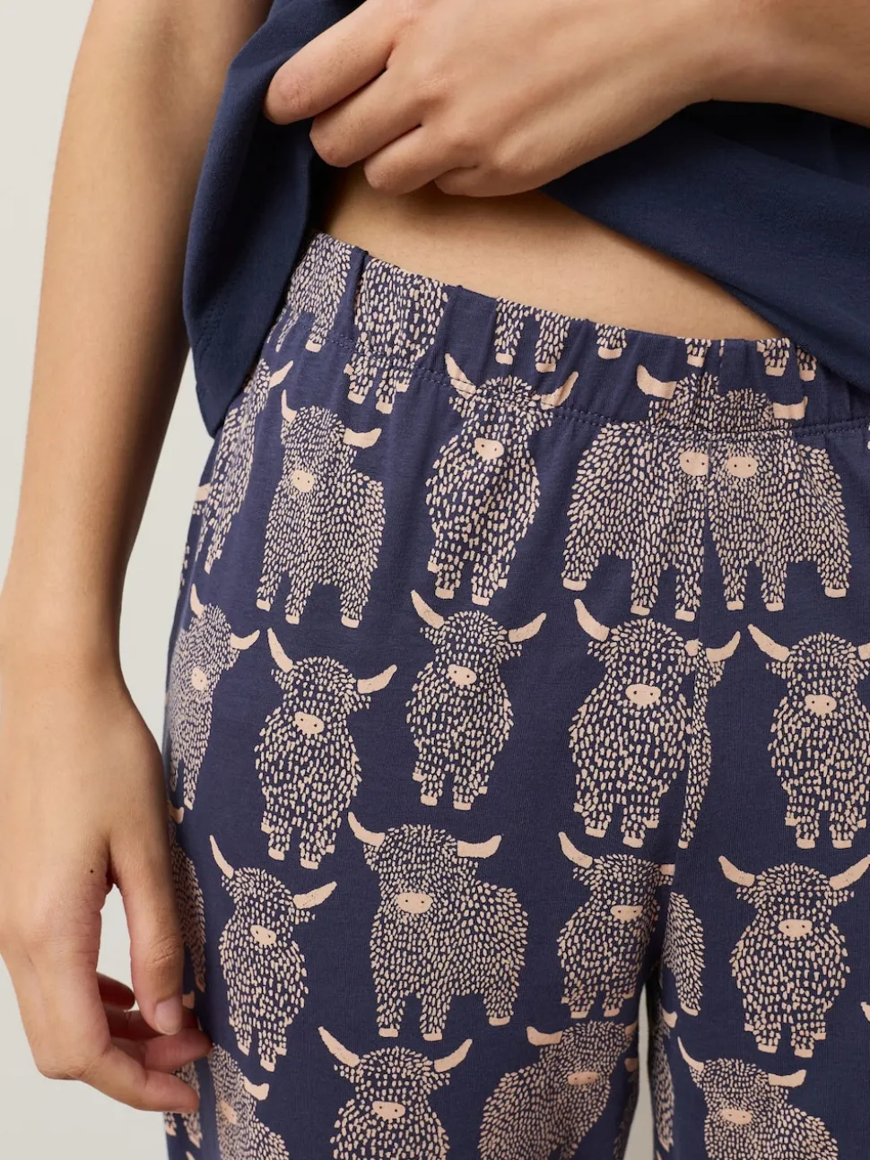 Navy Hamish The Highland Cow Short Sleeve Pyjamas