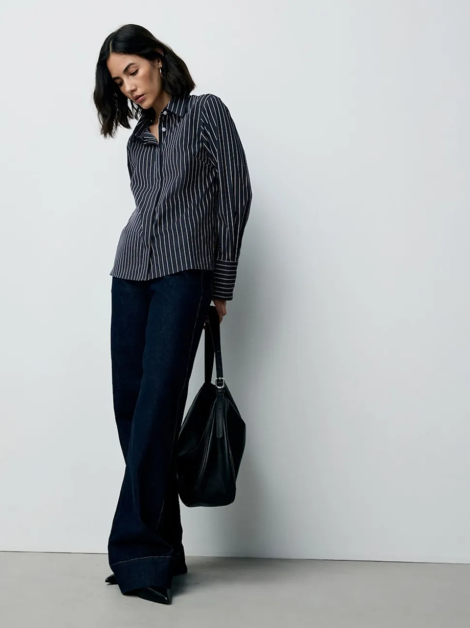 Navy Stripe Fitted Stretch Essential Long Sleeve Shirt