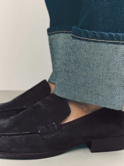 Navy Suede Round Toe Clean Loafers