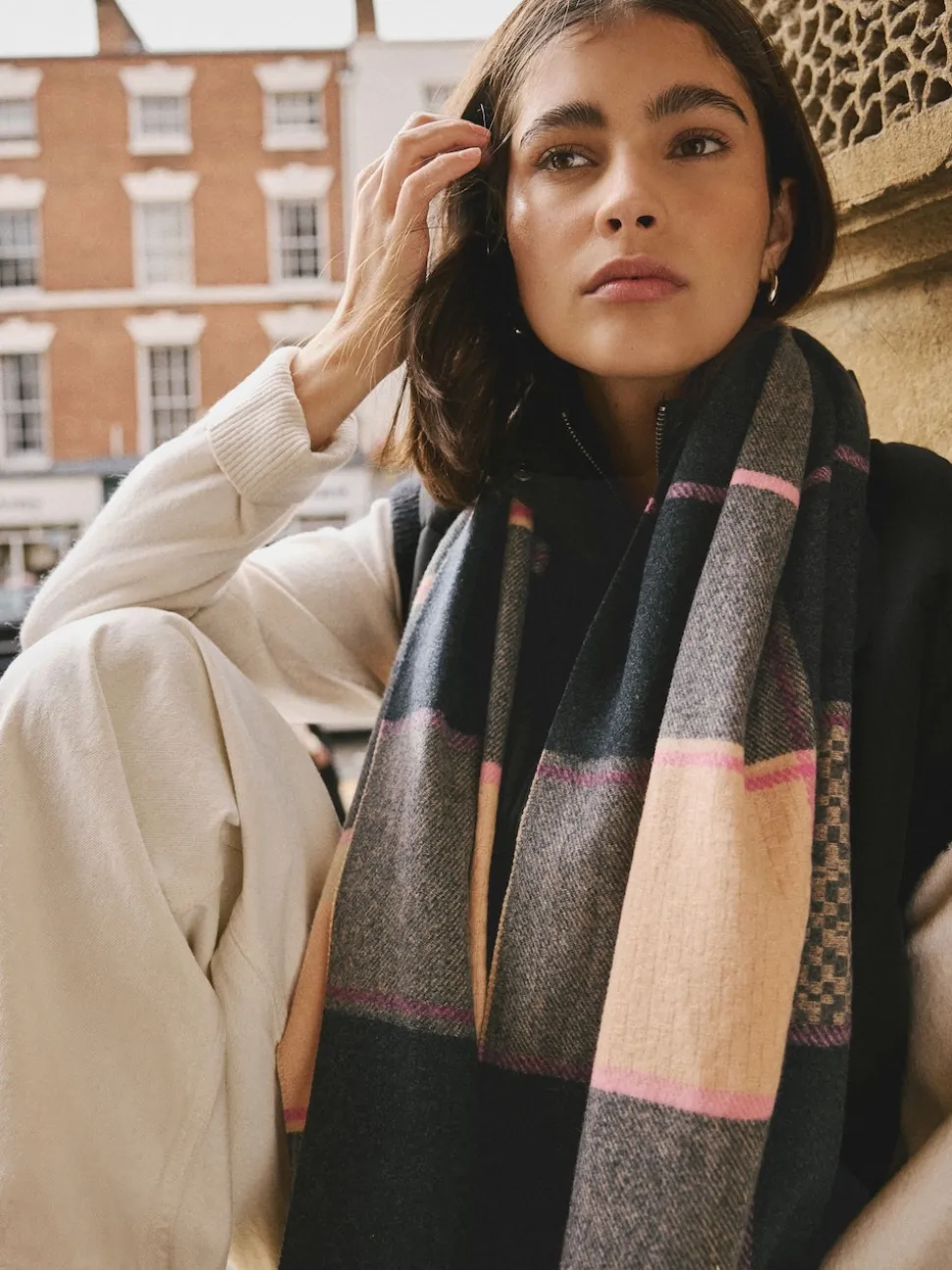 Navy Texture Check Midweight Scarf