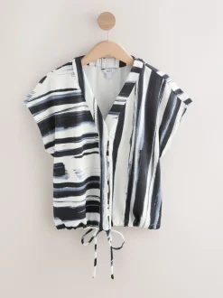 Navy/Black/White V-Neck Short Sleeved Tie Waist Top