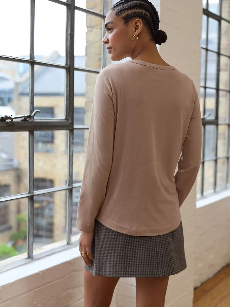Neutral Long Sleeve Crew Neck T-Shirt