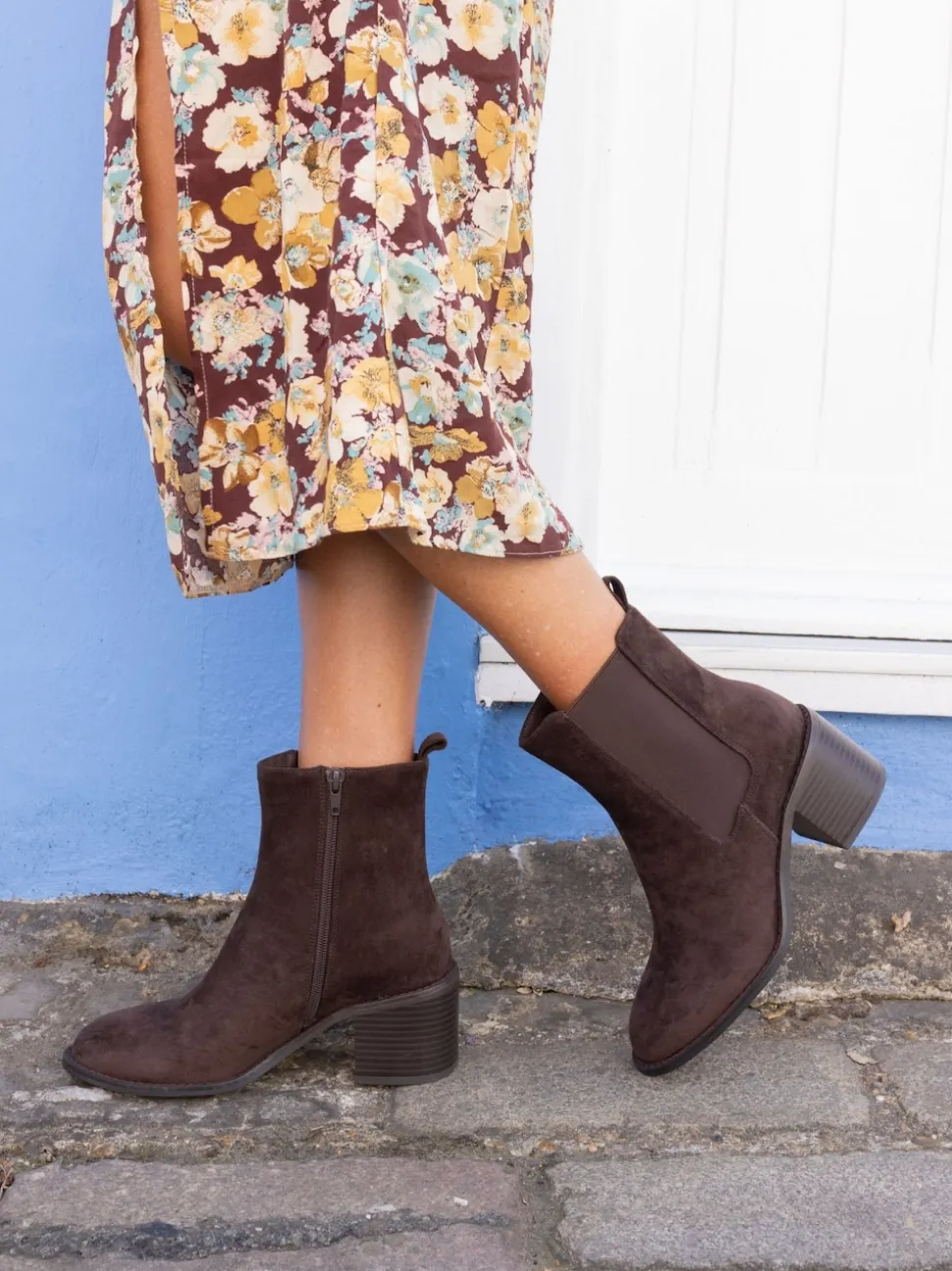 Novo Brown Wide Fit Juno Block Heel Chelsea Ankle Boots