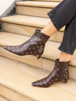 Novo Brown Wide Fit Wide Fit Kiki Studded Low Heel Ankle Boots