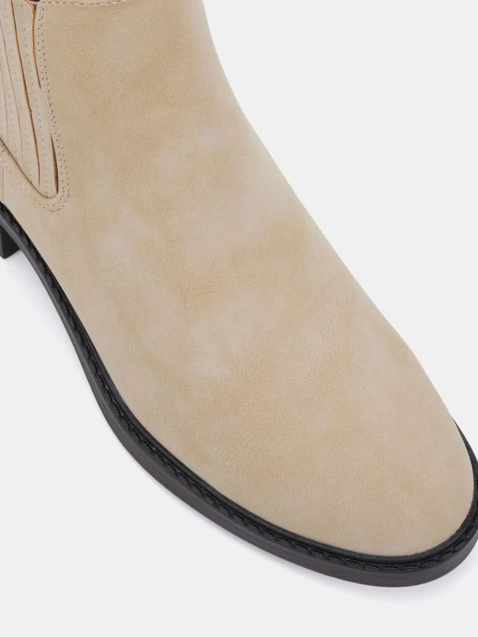 Novo Cream Dove Wide Fit Darlina Flat Chelsea Ankle Boots