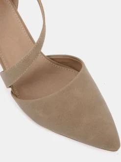 Novo Natural Wide Fit Idaho Mid Block Asymetric Strap Point Courts